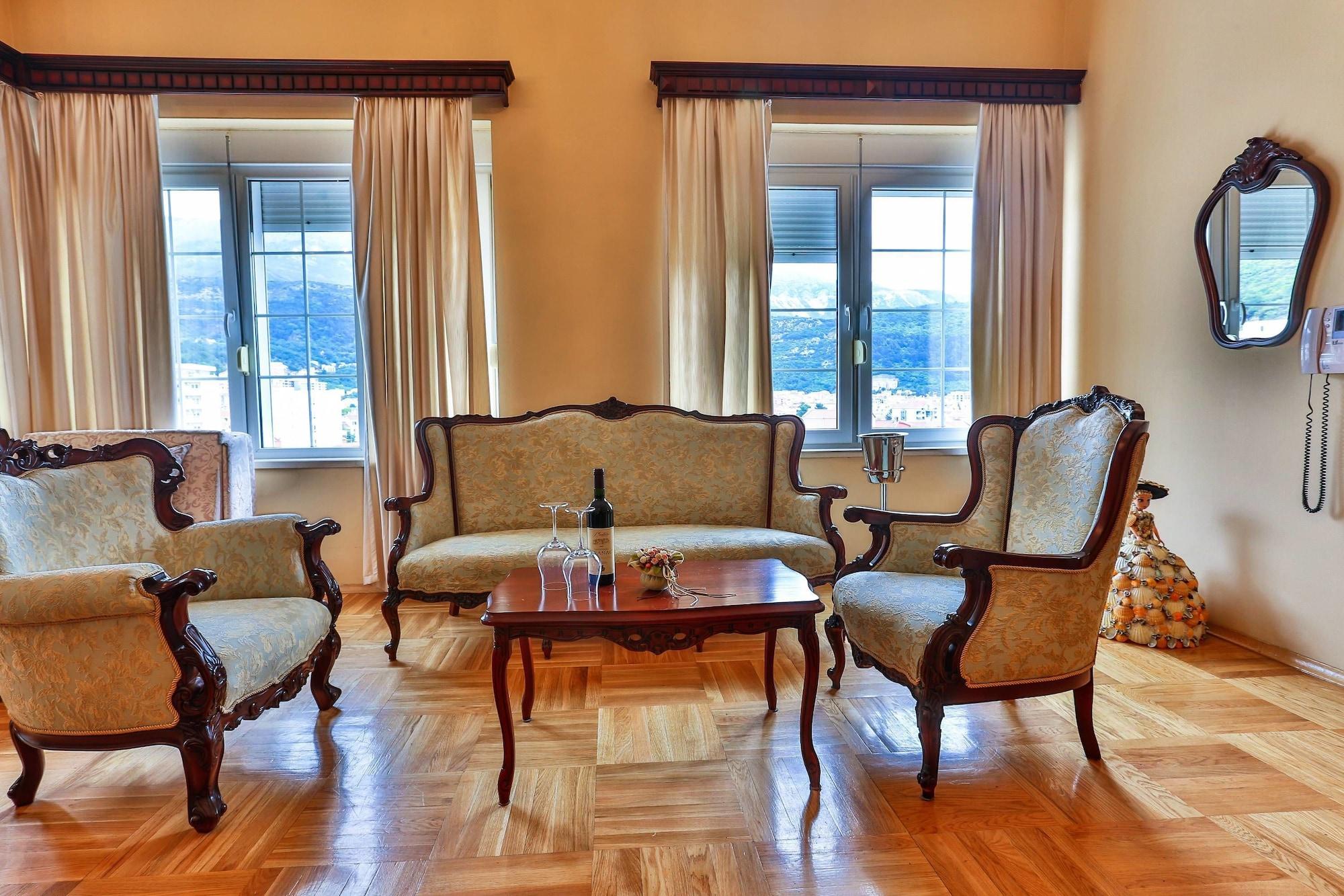 Villa Imperija Guesthouse Будва Екстериор снимка